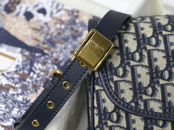 D*or bobby bag medium