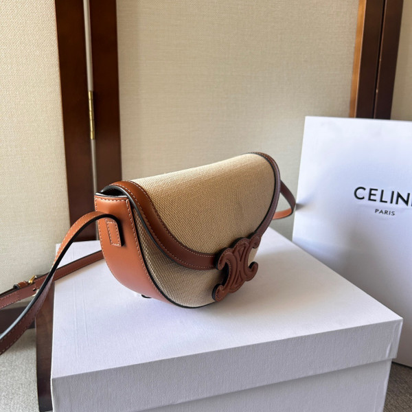 Ce**e besace cuir triomphe