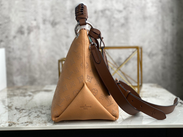 l**is V*t*n beaubourg hobo mm
