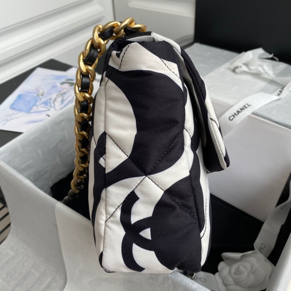 CL 19 FLAP BAG