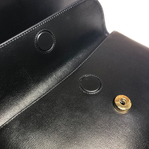 G*u*i marina small bag