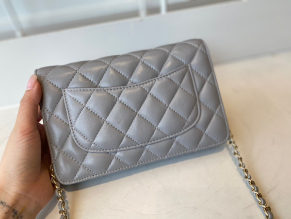 CL CHAIN WALLET LAMBSKIN