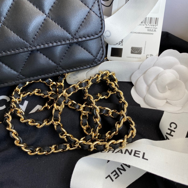 CL CHAIN WALLET LAMBSKIN NEW EDITION