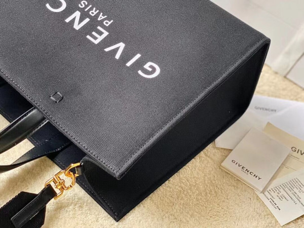 GIVENCHY TOTE BAG