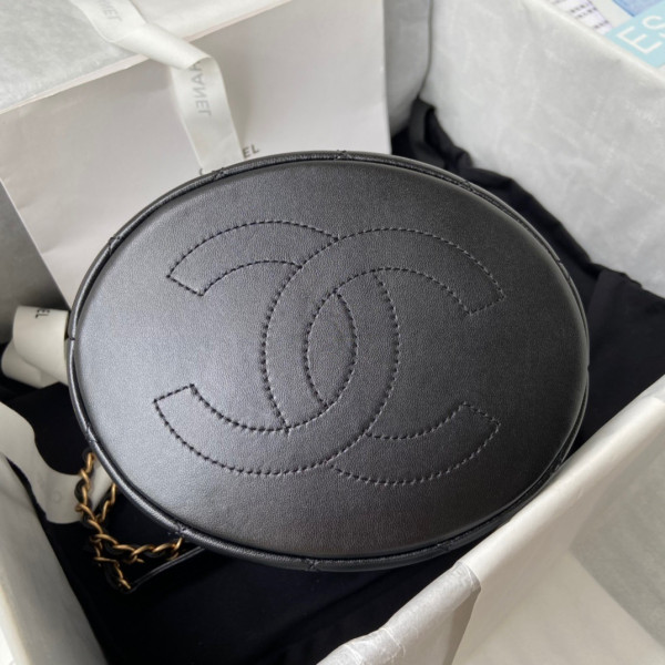 CL BUCKET BAG