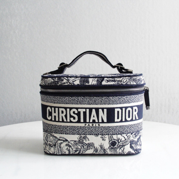 D*or vanity case-24-17-13.5cm
