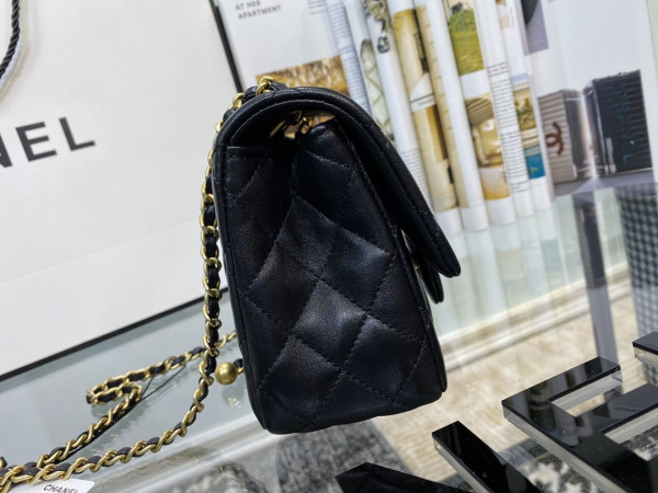 CL MINI FLAP BAG