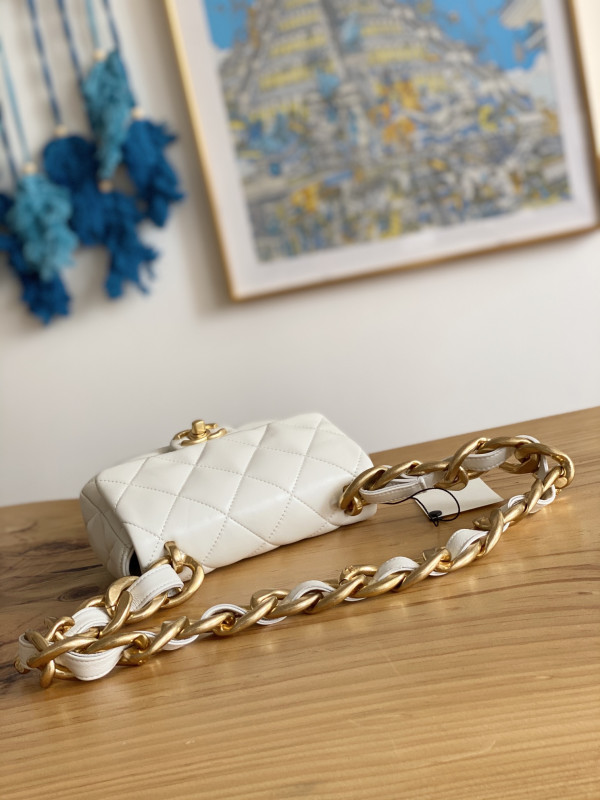 CL MINI FLAP BAG