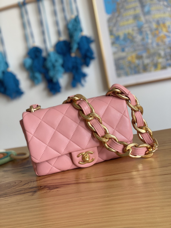 CL SMALL FLAP BAG