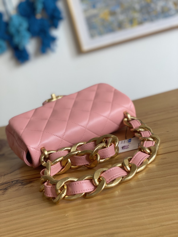 CL SMALL FLAP BAG