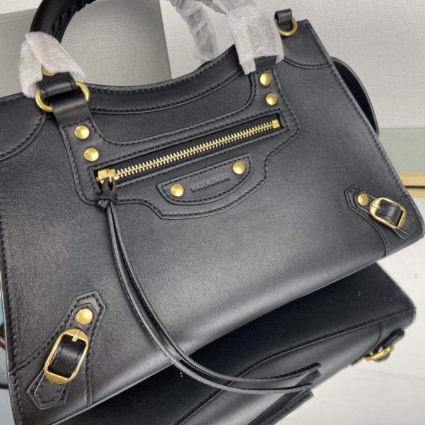 Ba*len*cia*ga neo classic small top handle bag