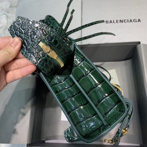 Ba*len*cia*ga neo classic mini top handle bag