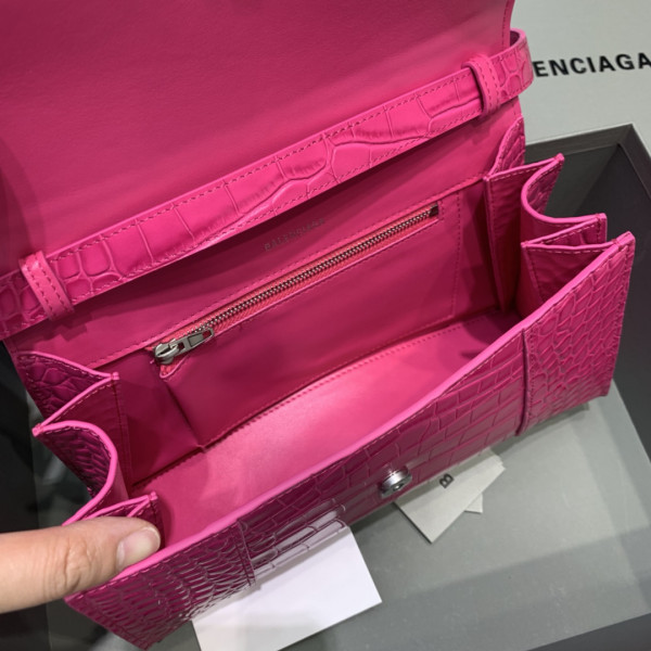 Ba*len*cia*ga hourglass chain bag