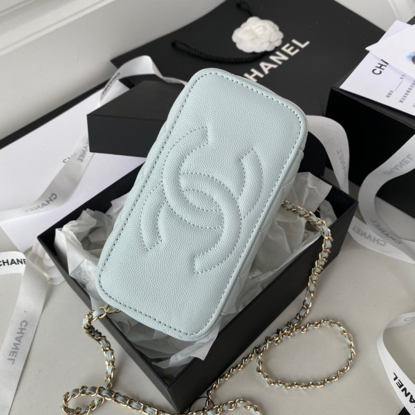 CL SMALL VANITY WITH CLASSIC CHAIN