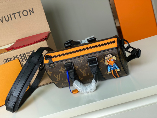 l**is V*t*n keepall xs
