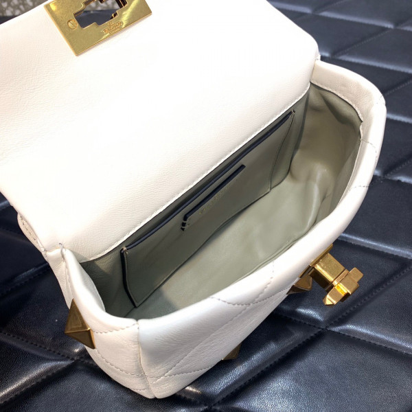VALENTINO ONLINE EXCLUSIVE SMALL ROMAN STUD THE SHOULDER BAG WITH CHAIN