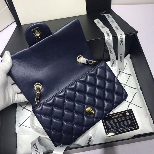 CL Flap Bag Lambskin 20CM