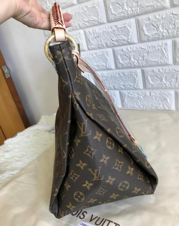 l**is V*t*n artsy bag mm