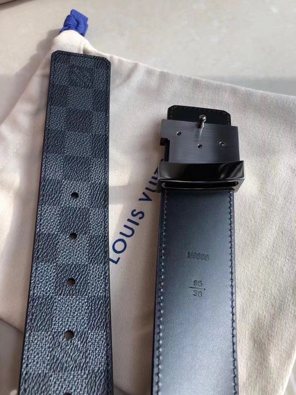 l**is V*t*n belt