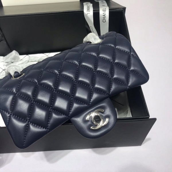 CL Flap Bag Lambskin 20CM
