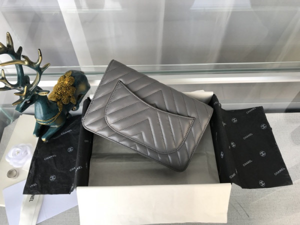 CL Flap Bag Lambskin With Gold / Silver Hardware