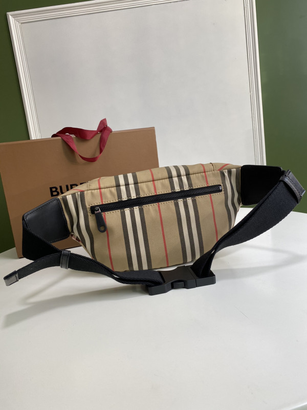 B**rry bum bag