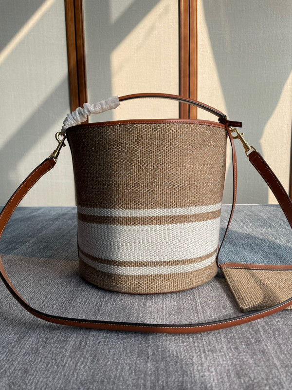 Ce**e bucket 16