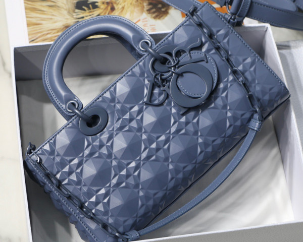 D*or lady d-joy bag
