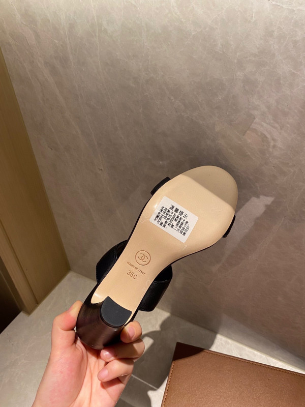 CL SANDAL