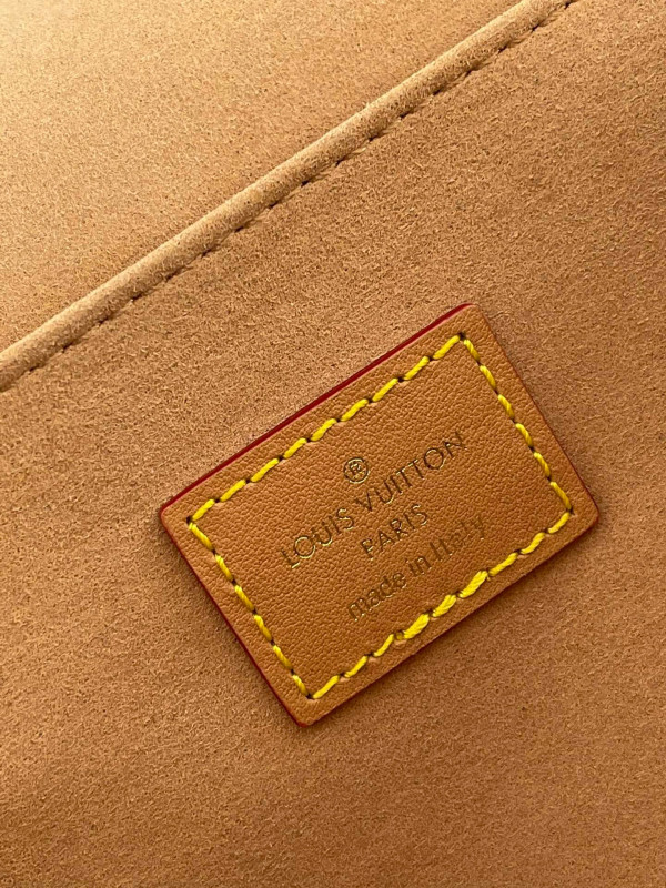 l**is V*t*n since 1854 pochette mÉtis