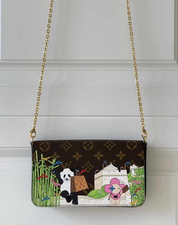 l**is V*t*n fÉlicie pochette