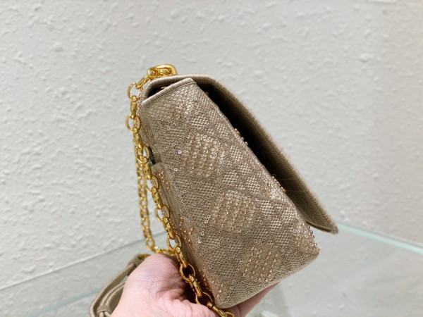 D*or medium caro bag