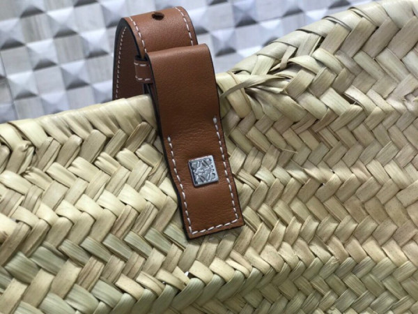 LOEWE BASKET BAG SMALL/MEDIUM