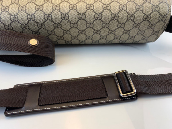 G*u*i gg plus diaper bag