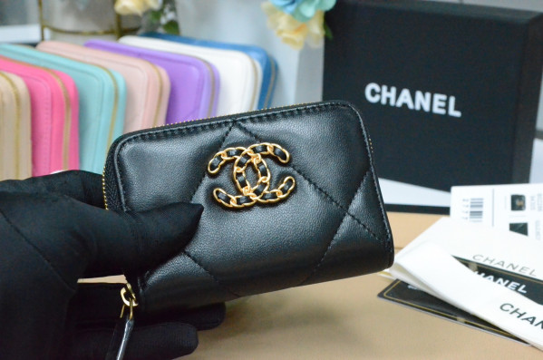 CL 19 ZIPPED COIN PURSE