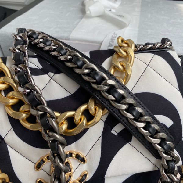 CL 19 FLAP BAG