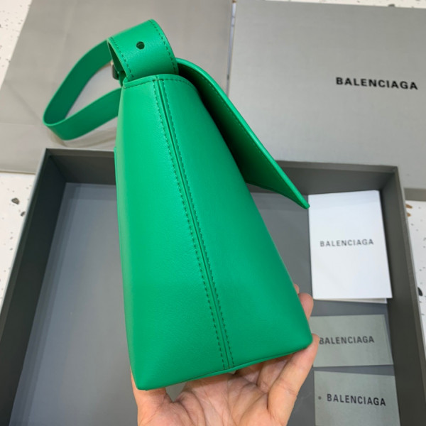 Ba*len*cia*ga downtown medium shoulder bag