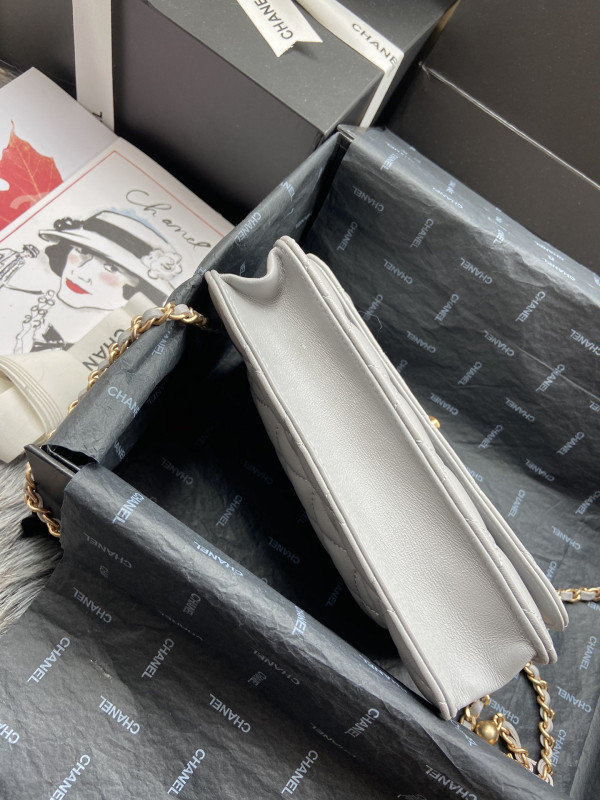 CL CHAIN WALLET
