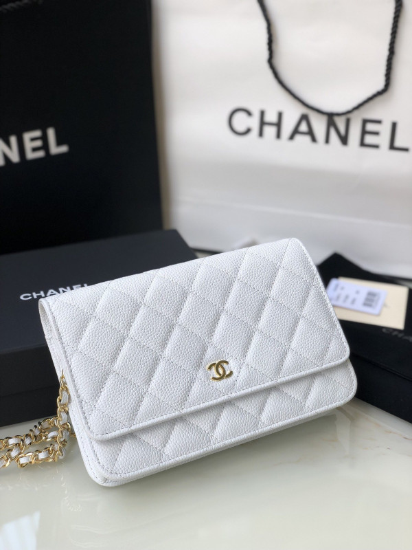 CL CHAIN WALLET CAVIAR