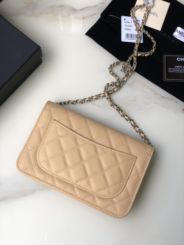 CL CHAIN WALLET CAVIAR