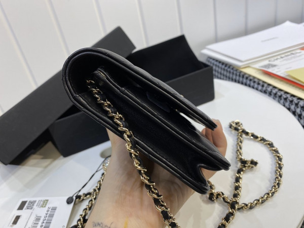 CL CHAIN WALLET