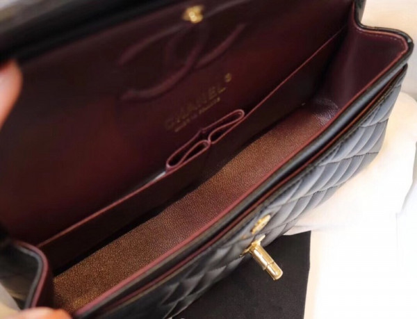 CL FLAP BAG 23CM