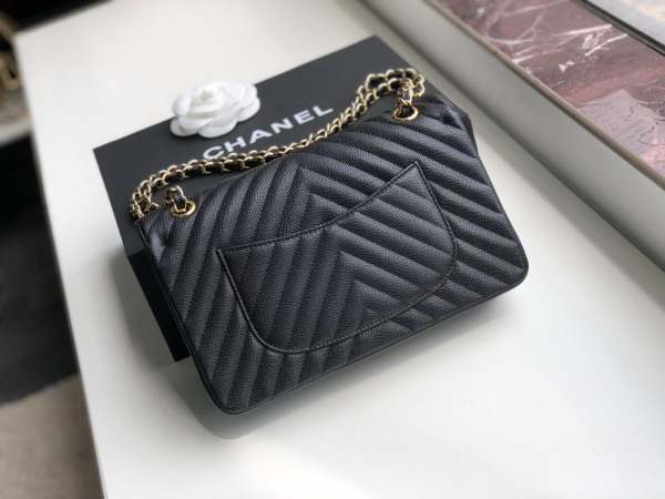 CL FLAP BAG CAVIAR 25.5cm
