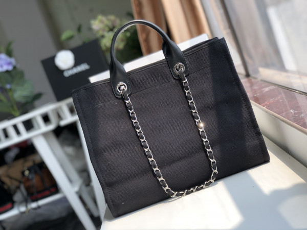 CL TOTE BAG