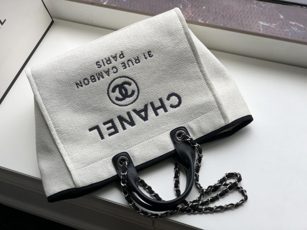 CL TOTE BAG