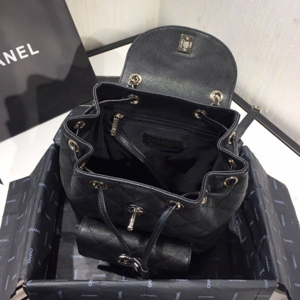 CL BACKPACK IN CAVIAR WITH GOLD HARDWARE