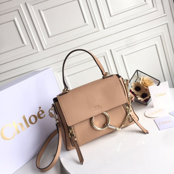CHLOÉ FAYE DAY