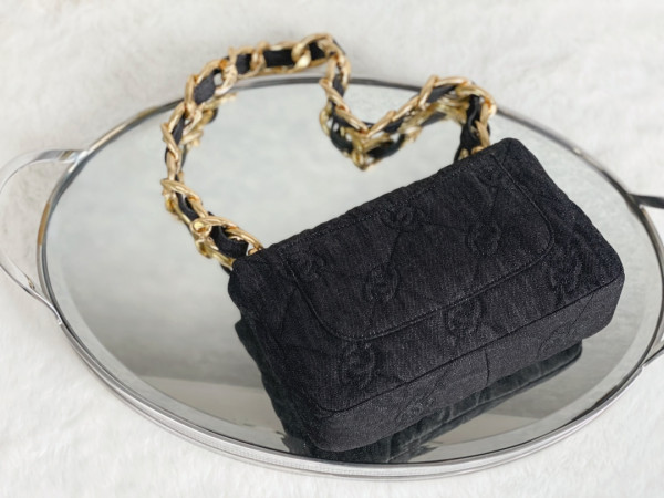 CL FLAP BAG