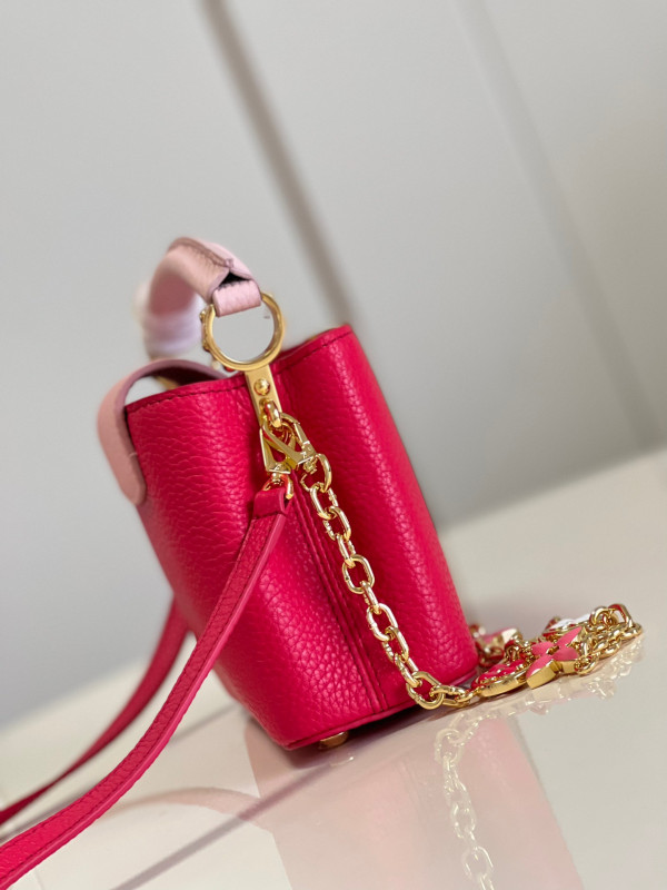 l**is V*t*n capucines mini