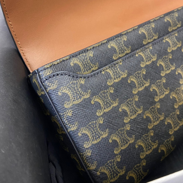 Ce**e chain bag triomphe